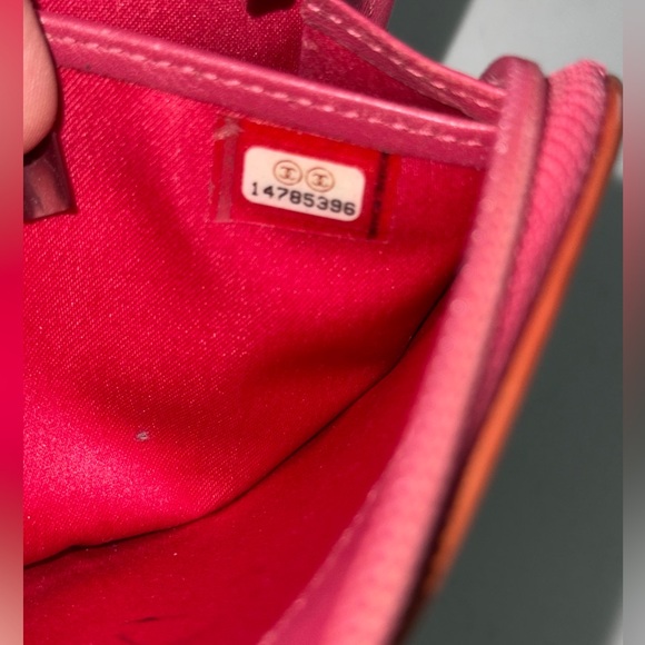 CHANEL Cameilla Zip Around Wallet - Picture 16 of 16